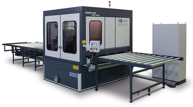 Máquinas especiales para el lijado y satinado de chapas en continuo